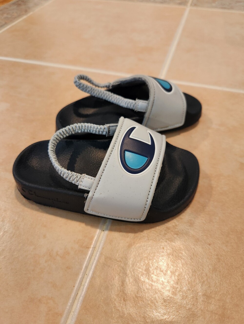 Size 6 Toddler Champion Slides